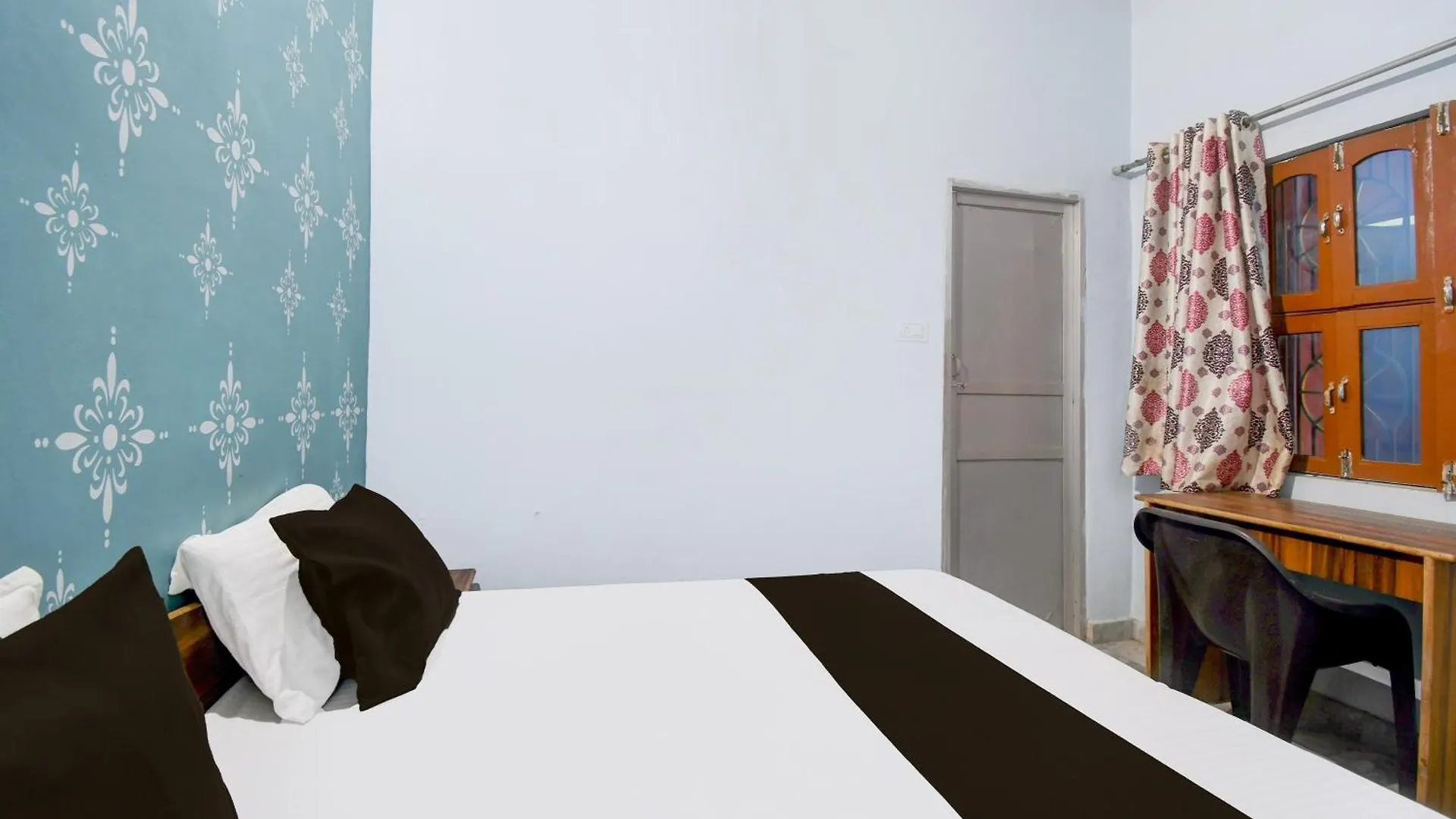 Mahamaya Paying Guest House Varanasi 3*,