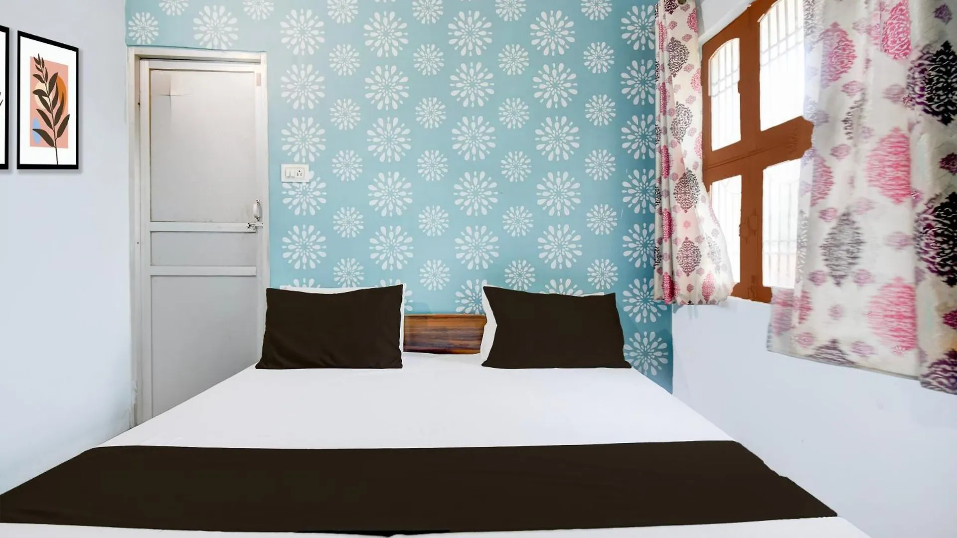 Hotel Mahamaya Paying Guest House Varanasi
